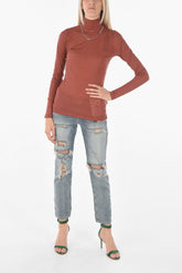 Ribbed Lightweight T-PAENOCK Turtleneck Sweater with Chain
